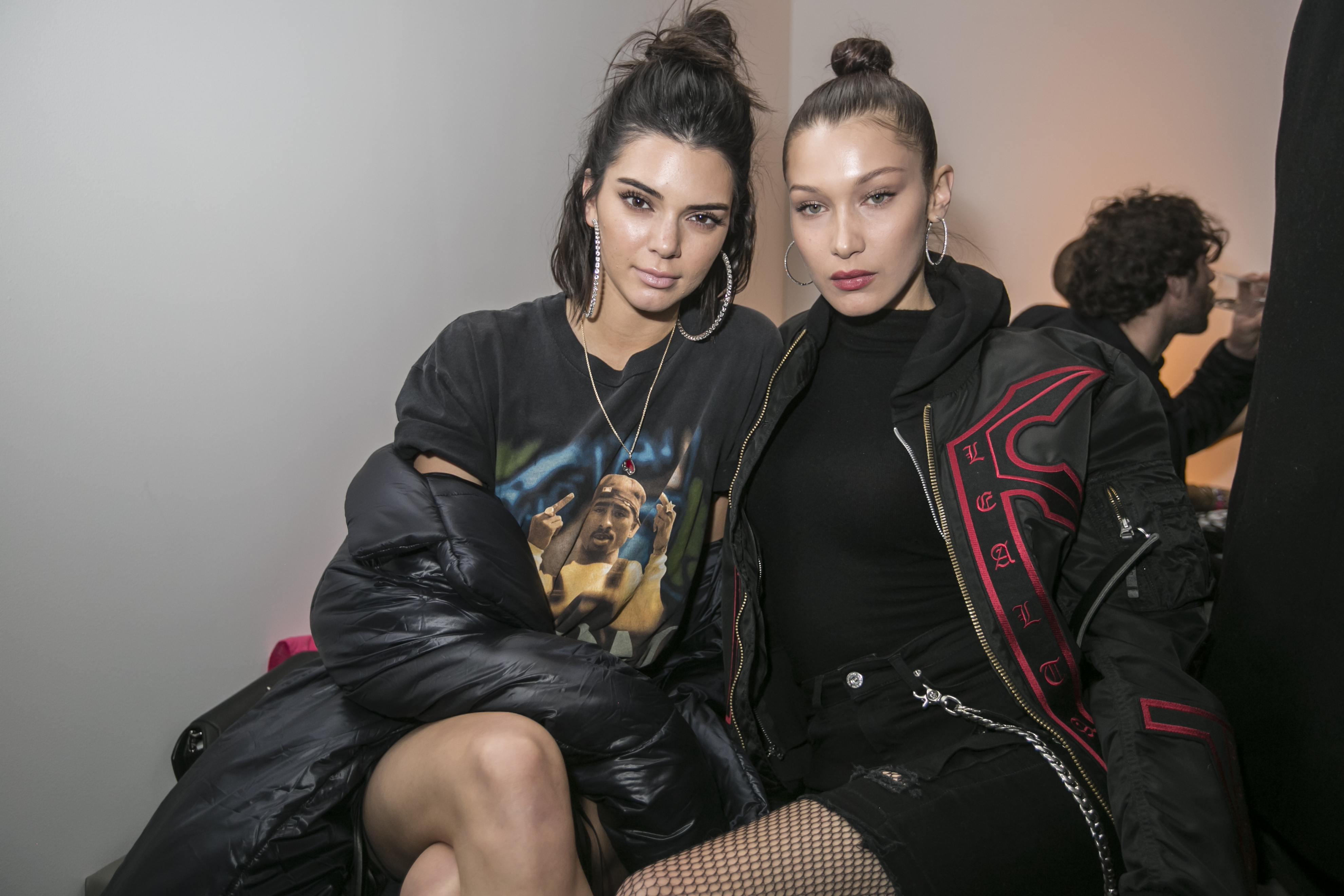 Kendall-Genner-and-Bella-Hadid@FisForFendi-NY-event_atmosphere
