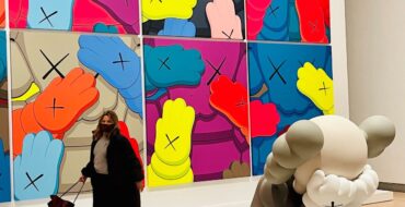 Kaws what Party, Booklyn Museum, Claudia Saez-Fromm