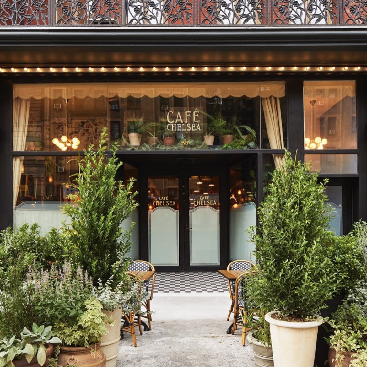 Cafe Chelsea exterior